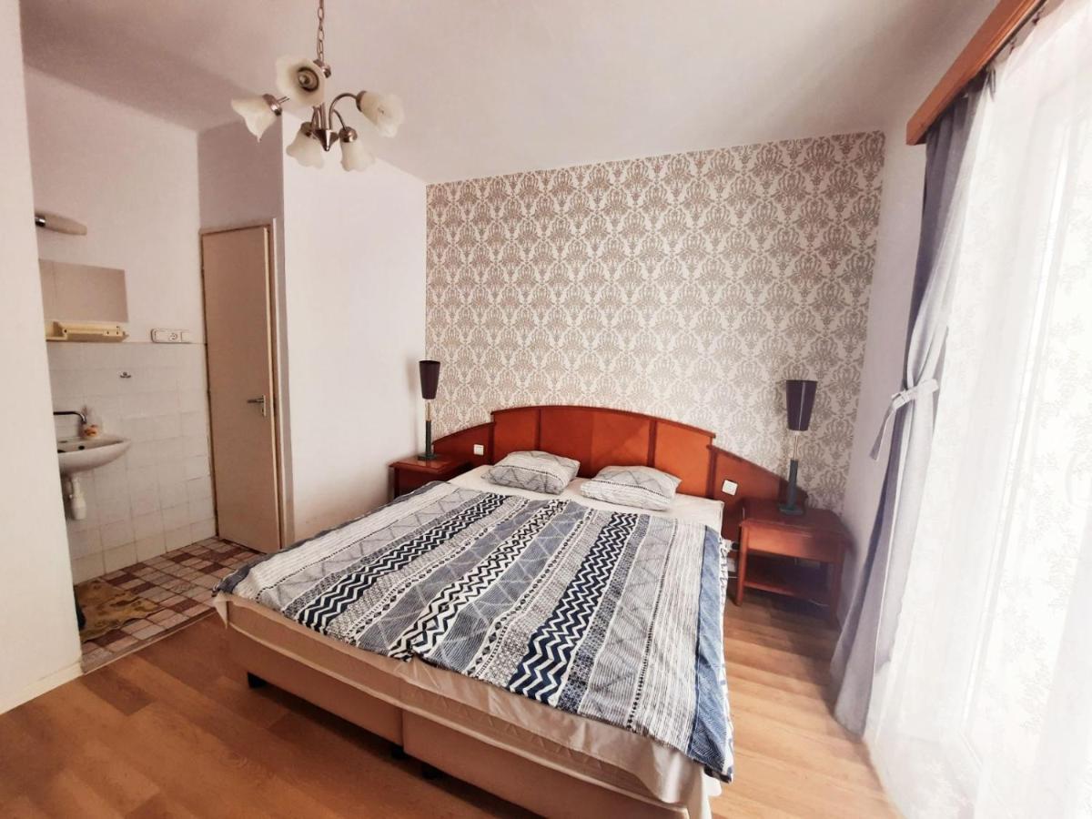 Central Room Балатонсарсо Экстерьер фото